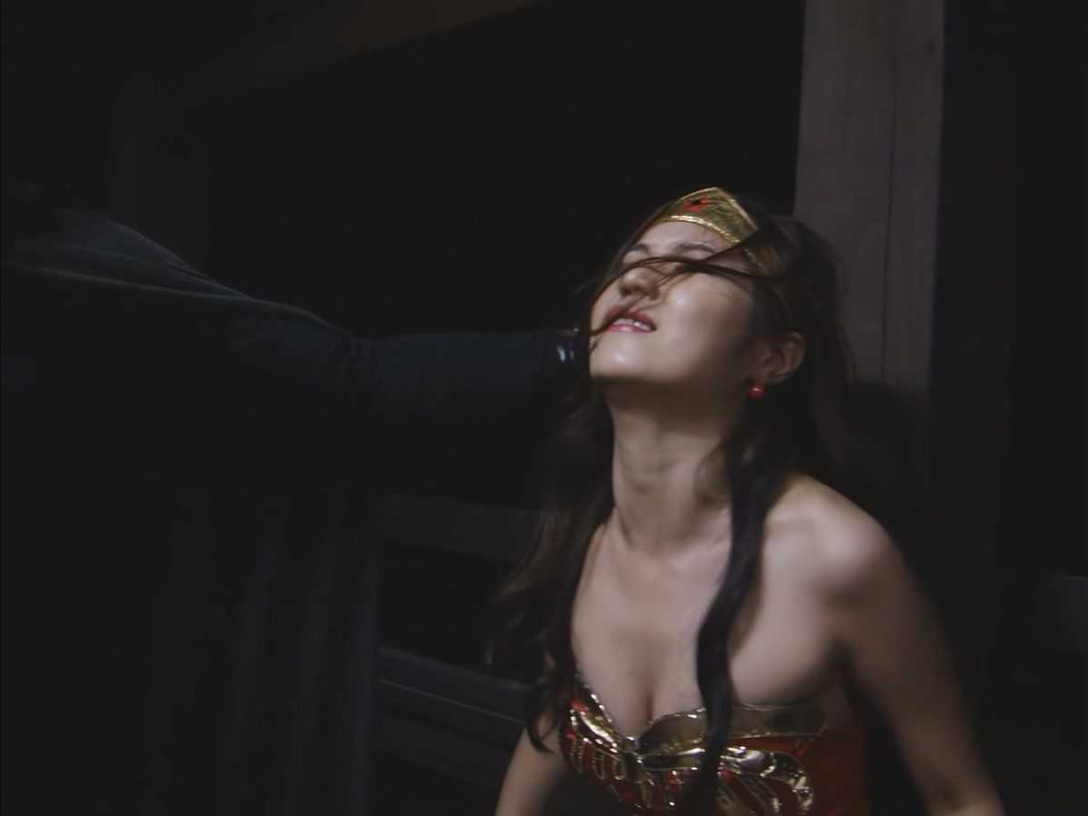 Wonder Woman vs Mind Stealers Part 1.mp4_20250102_160259.994.jpg