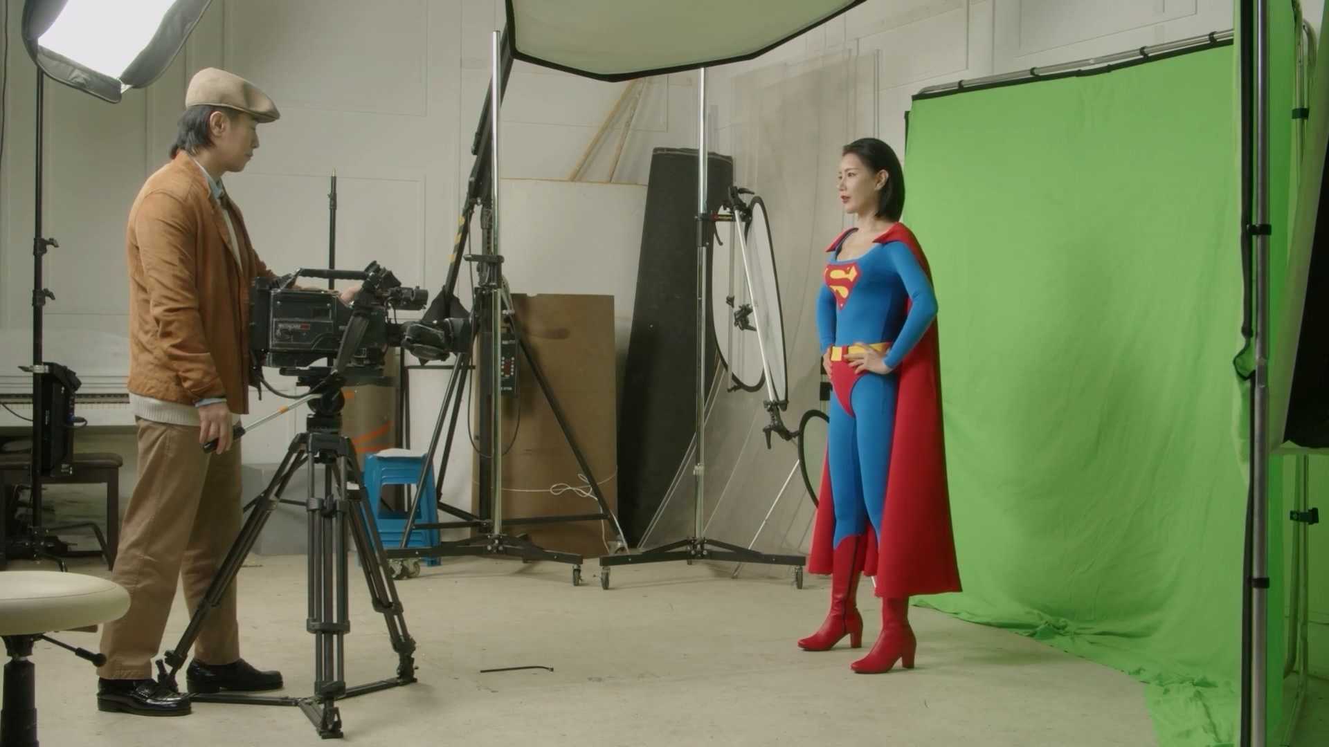 Superwoman S1E1.mp4_20250302_165029.253.jpg