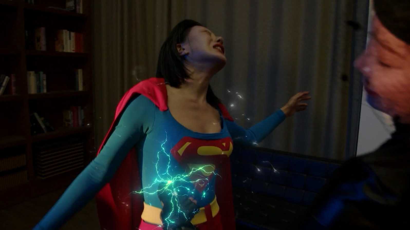 Superwoman S1E2.mp4_20250509_165416.633.jpg