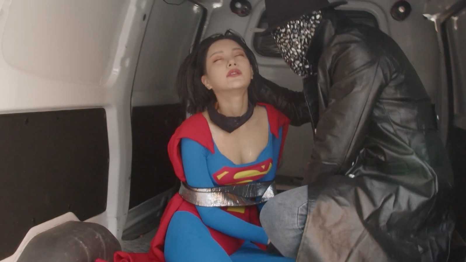 Superwoman S1E2.mp4_20250509_170500.833.jpg