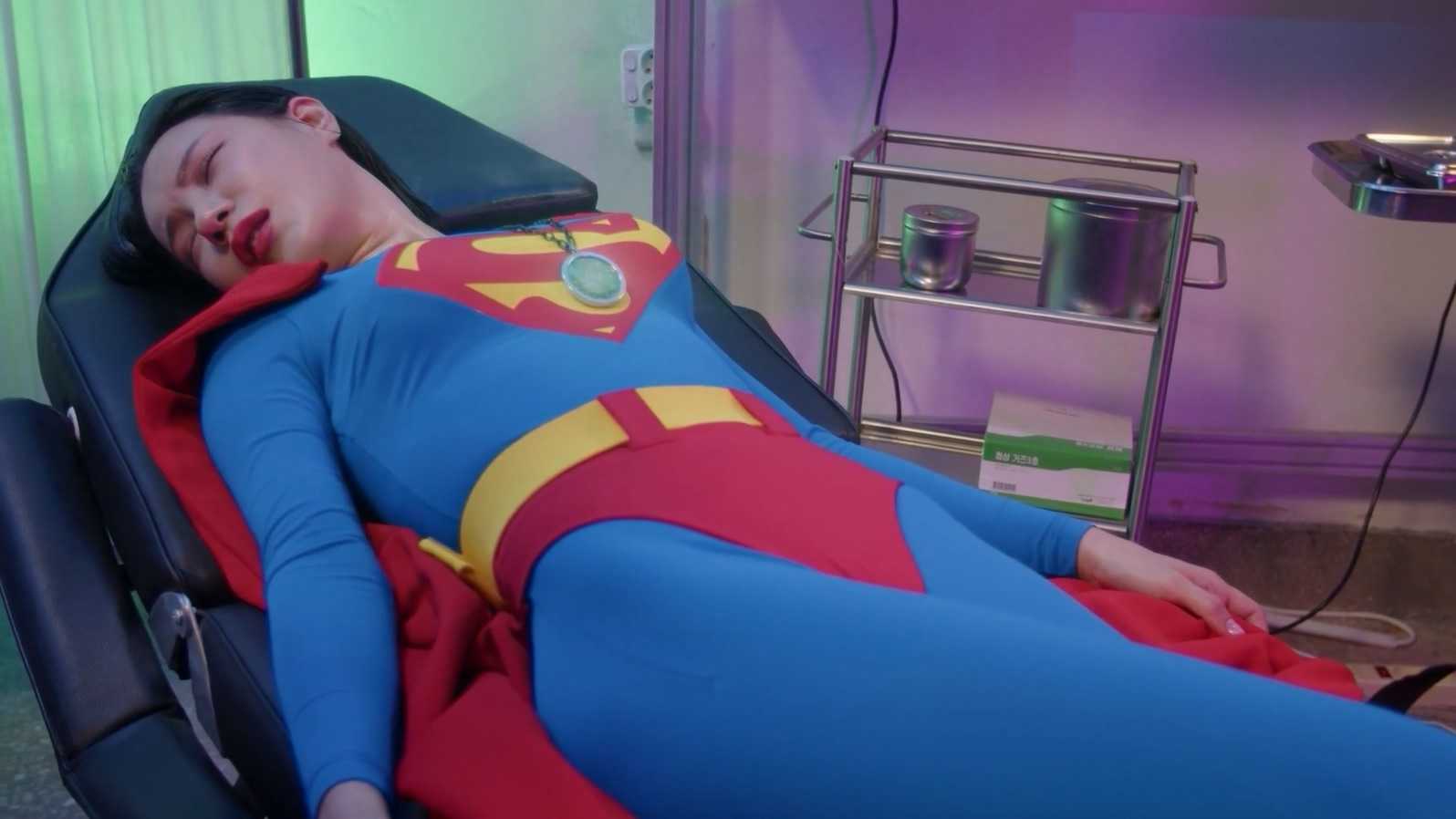 Superwoman S1E3 Part 1.mp4_20250630_182556.273.jpg