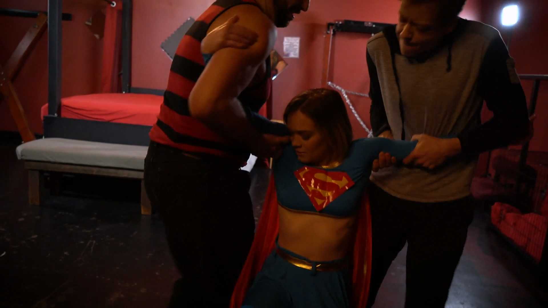 PKF Supergirl is Murdered.mp4_20250707_002116.560.jpg