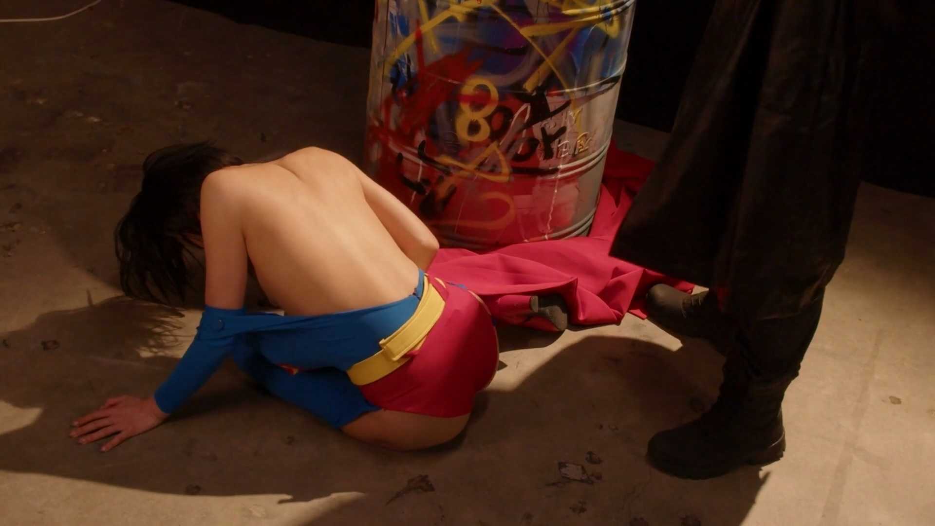 Superwoman S1E4 Bad Ending.mp4_20250718_013358.528.jpg