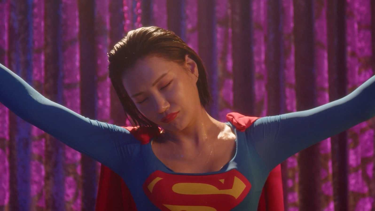 Superwoman：Night of Surrender.mp4_20250725_225348.355.jpg