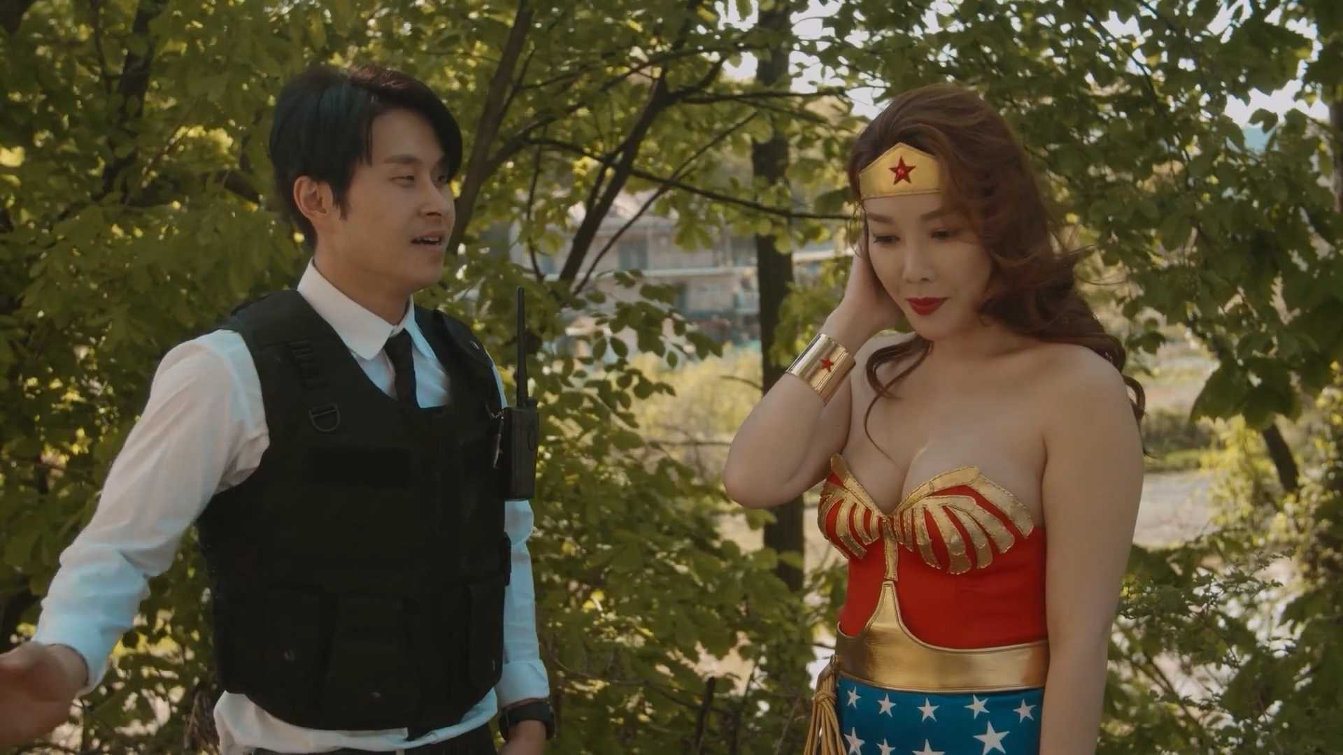 Wonder Woman Gold Part 1.mp4_20250727_221616.165.jpg