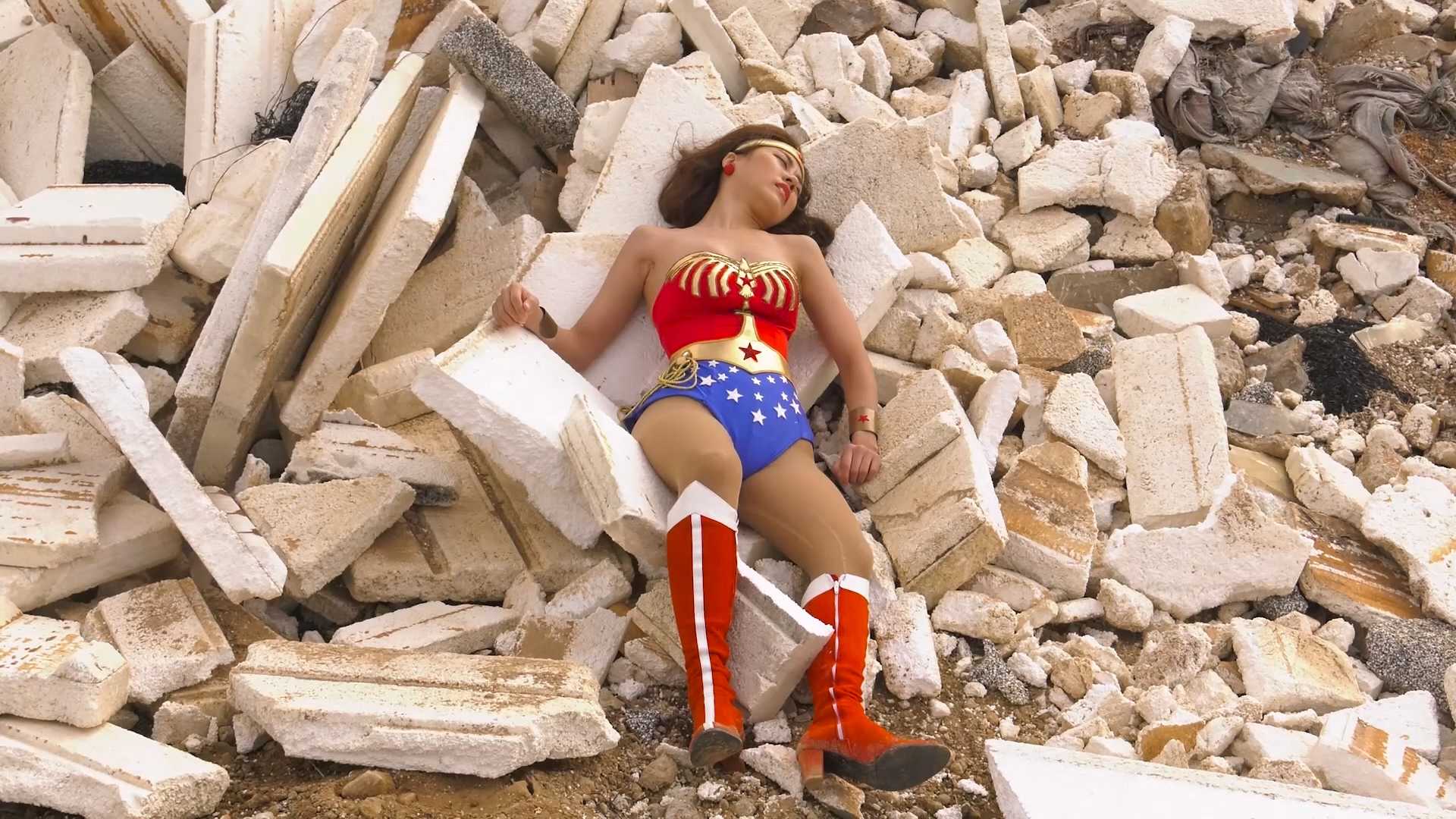 Wunder Woman Rebirth Part 2 vs THE-O.mp4_20250807_153500.038.jpg