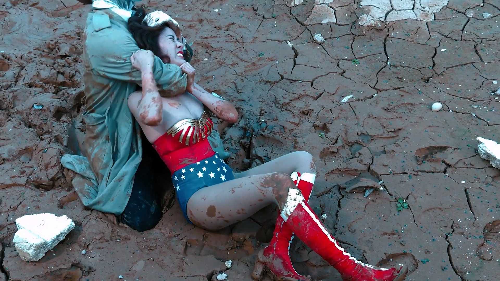 Wunder Woman Rebirth Part 2 vs THE-O.mp4_20250807_153656.710.jpg