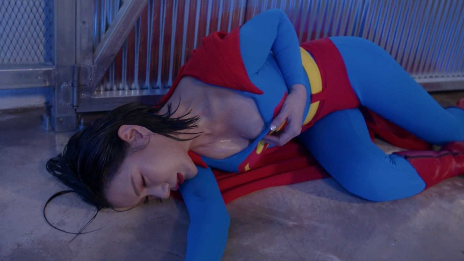 Superwoman VS Infectron Part 1.mp4_20250815_221111.312.jpg