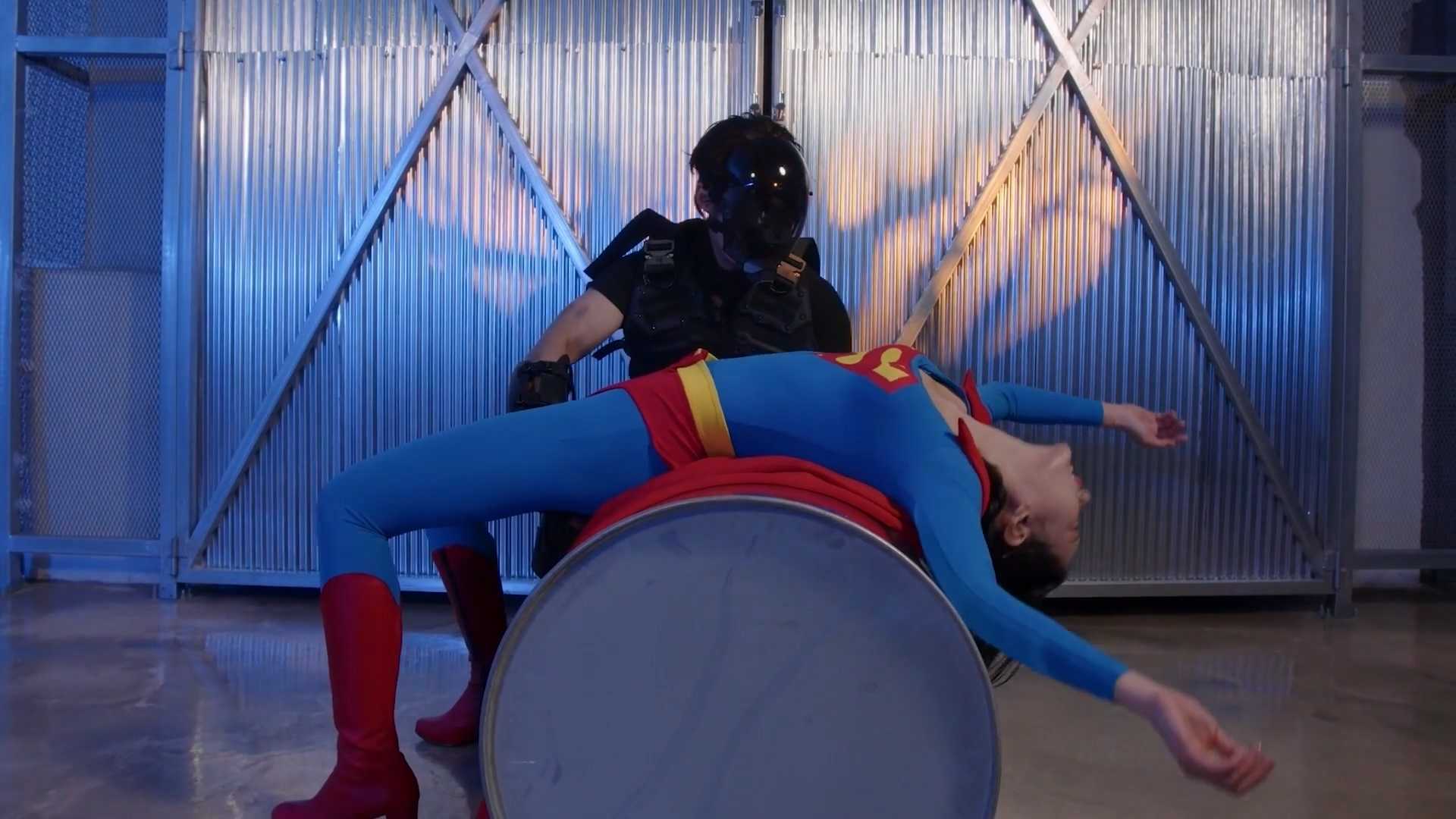 Superwoman VS Infectron Part 1 Bad Ending.mp4_20250815_222608.409.jpg