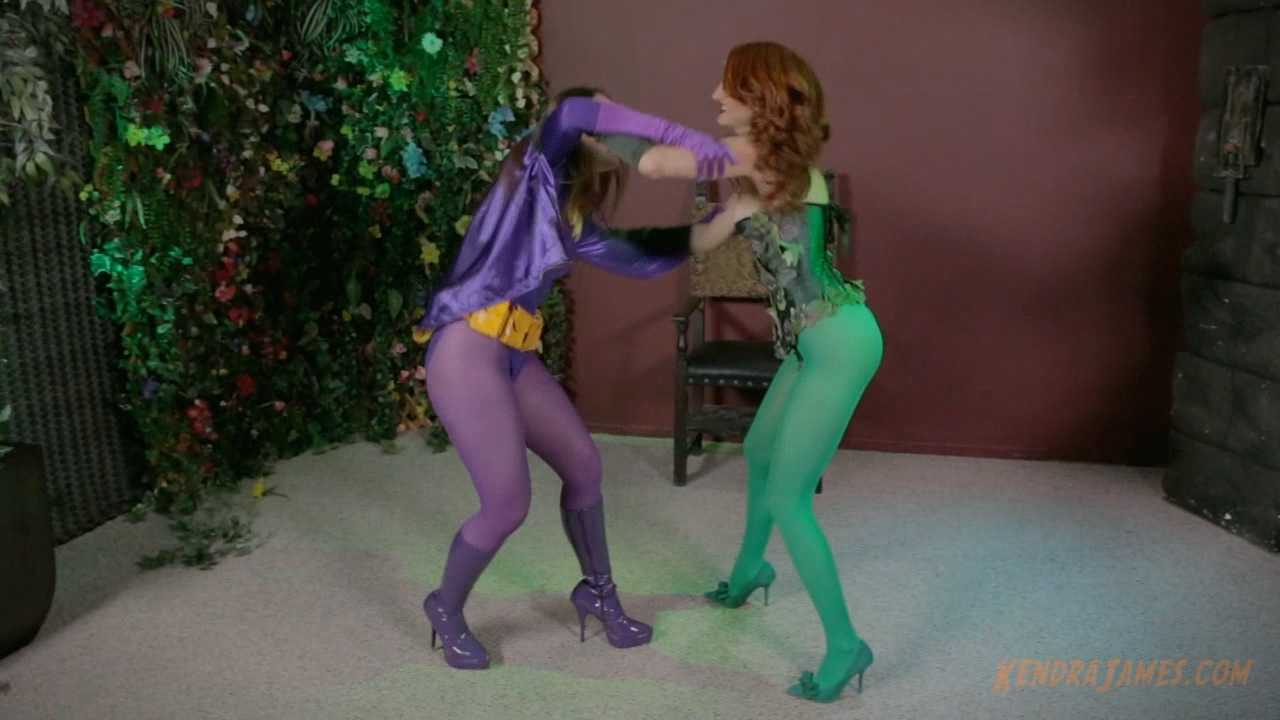 KJ The Rise Of Poison Ivy's Green Kingdom.wmv_20250831_155516.721.jpg