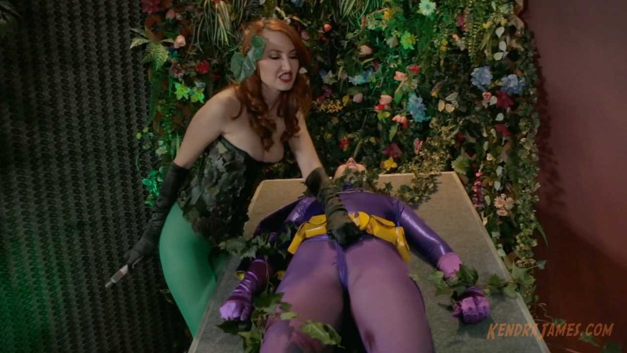 KJ The Rise Of Poison Ivy's Green Kingdom.wmv_20250831_160242.274.jpg