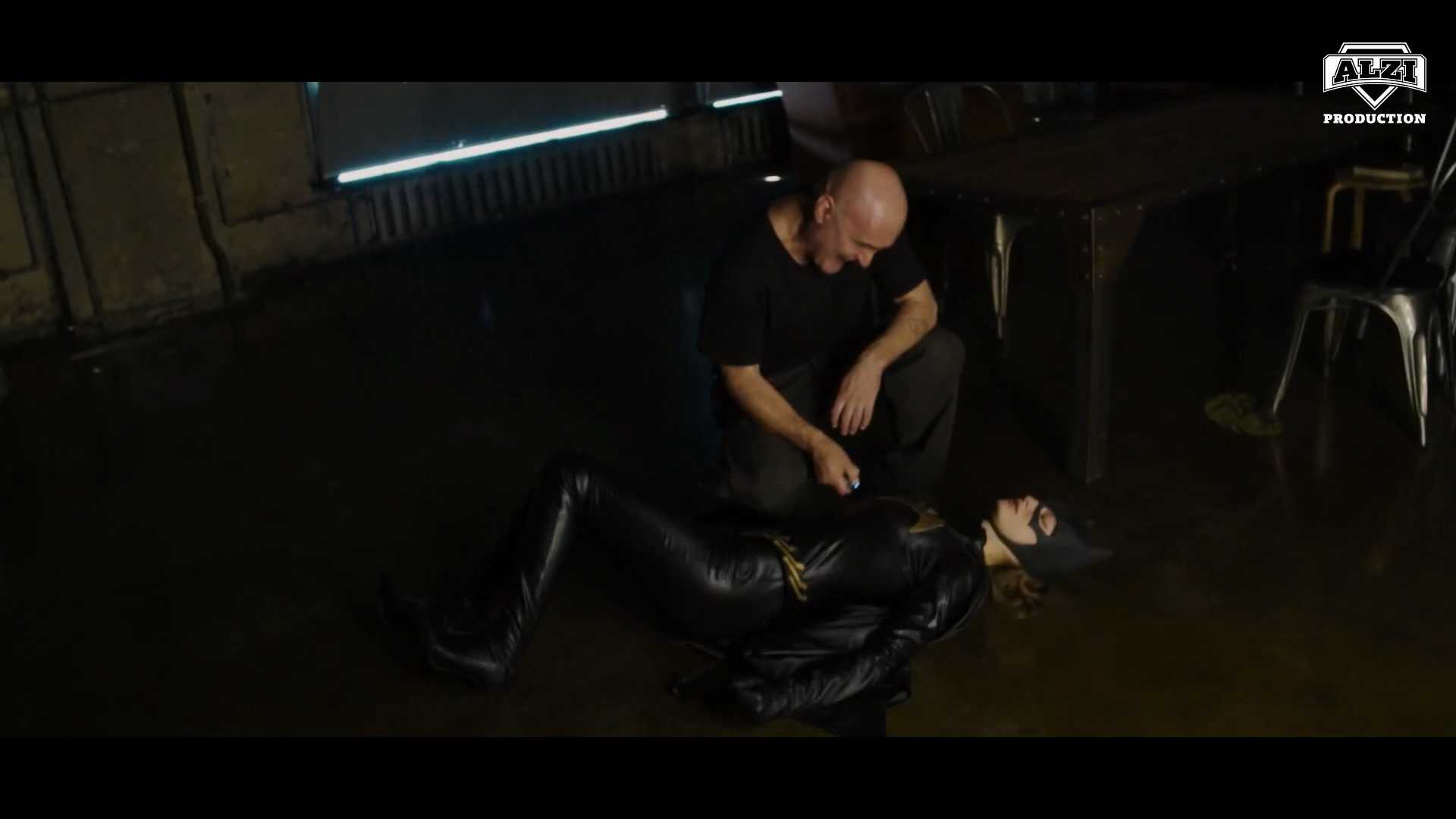 Batgirl Season 4 Episode 8 Alt 1.mp4_20251006_214104.974.jpg