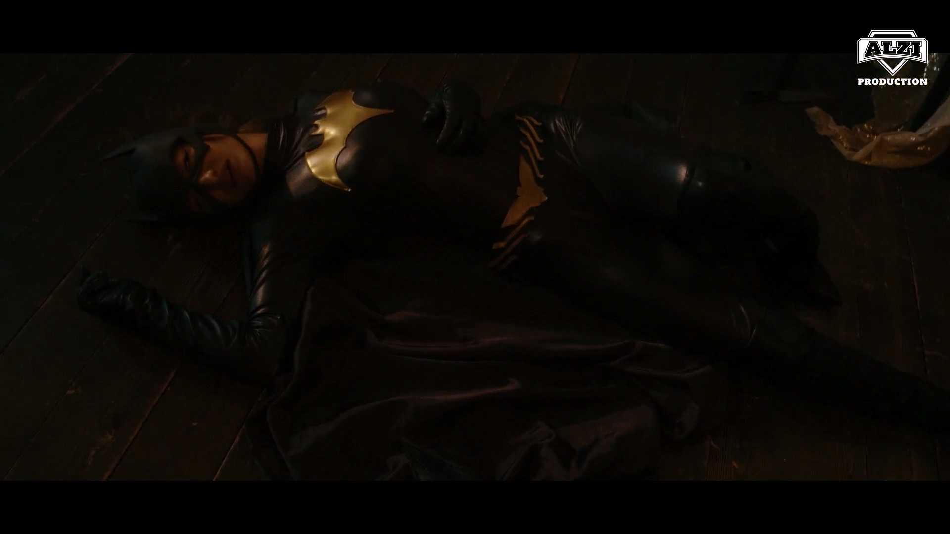 Batgirl Season 4 Episode 8 Alt 2.mp4_20251006_215312.953.jpg