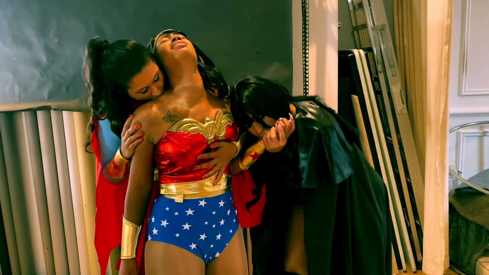 UH Deadly Bites 2.mp4_20251115_215603.823.jpg