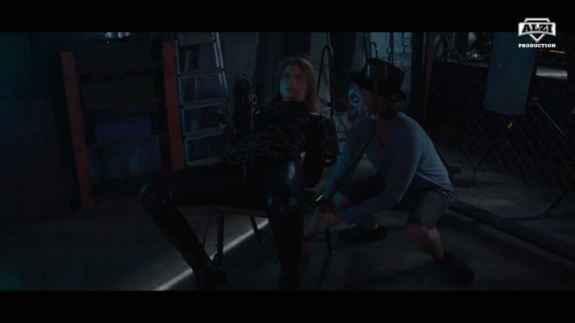 Batgirl Season 4 Episode 11 Alt.mp4_20260405_025839.222.jpg