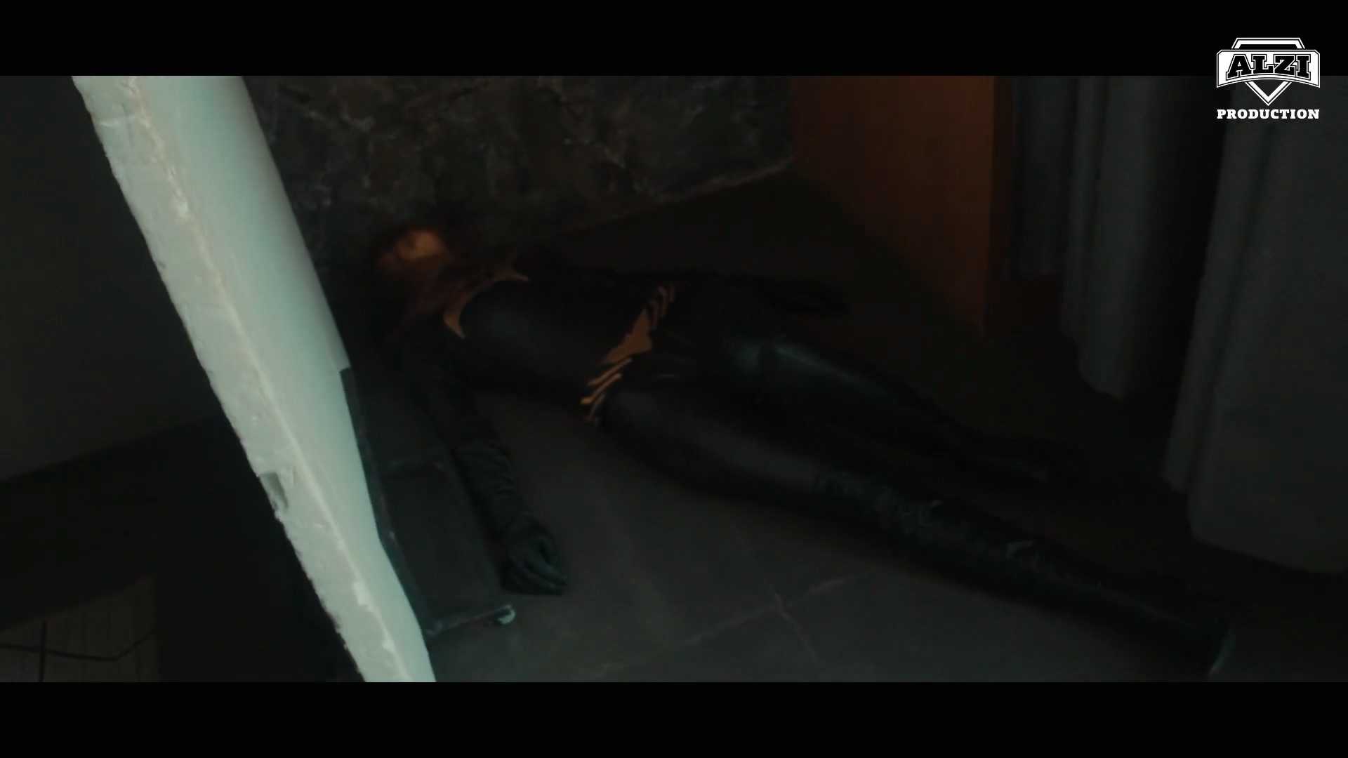 Batgirl Season 4 Episode 12 Alt.mp4_20260607_235617.924.jpg
